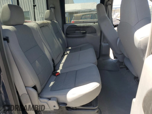 2005 Ford F-250 XL with VIN 1FTSW20P15EA64980, listed as a Copart auction lot 55518045 with 111,672 mi miles and Salvage title. Bid and sale history available at DreamBid. Image 10.
