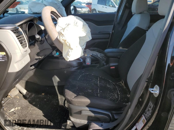 2019 Kia Soul z VIN KNDJN2A23K7694887, wystawiony jako Copart lot #49409285 z przebiegiem Nie podano mil oraz Szkoda całkowita • Salvage title. Historia ofert i sprzedaży dostępna na DreamBid. Obrazek 7.