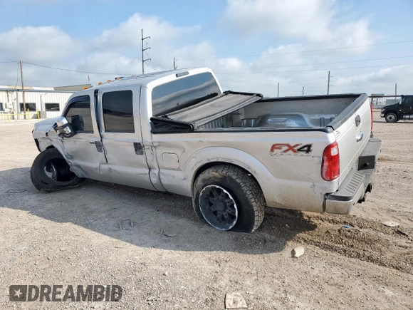 2015 Ford F-250 Lariat z VIN 1FT7W2BTXFEB49818, wystawiony jako Copart lot #59236865 z przebiegiem 109 897 mil mil oraz Szkoda całkowita • Salvage title. Historia ofert i sprzedaży dostępna na DreamBid. Obrazek 2.