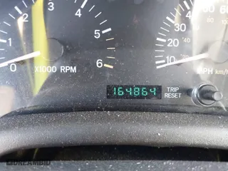 2001 Jeep Cherokee Sport with VIN 1J4FF48S11L589351, listed as a IAAI auction lot 41666328 with 164,864 mi miles. Bid and sale history available at carsss.com. Image 15.