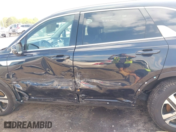 2024 Kia Sorento EX with VIN KNDRHDLG0R5248202, listed as a IAAI auction lot 41990342 with 17,552 mi miles and . Bid and sale history available at DreamBid. Image 14.