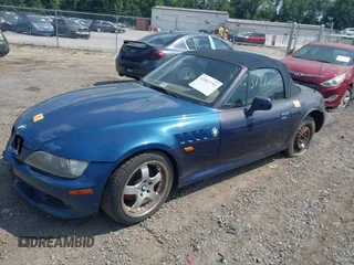 1996 BMW 3 Series Z3 1.9 z VIN 4USCH7327TLB75423, wystawiony jako IAAI lot #42822752 z przebiegiem Nie podano mil oraz . Historia ofert i sprzedaży dostępna na DreamBid. Obrazek 2.