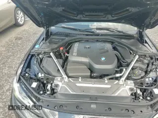 2025 BMW 4 Series 430i xDrive with VIN WBA33FB05SFV27694, listed as a Copart auction lot 70580145 with 3,460 mi miles and Salvage title. Bid and sale history available at DreamBid. Image 13.