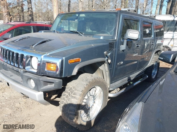 2008 Hummer H2 SUV with VIN 5GRGN23878H109547, listed as a IAAI auction lot 41648526 with 181,692 mi miles. Bid and sale history available at carsss.com. Image 17.