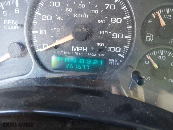 2002 Chevrolet Tahoe LT with VIN 1GNEK13Z72J311185, listed as a IAAI auction lot 41552011 with 261,577 mi miles. Bid and sale history available at carsss.com. Image 7.