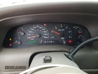 2003 Ford Excursion Eddie Bauer с VIN 1FMNU45S63EC62376, выставлен на аукционе Copart как лот 83900044 с пробегом 212 734 миль миль и Списание • Salvage title. История ставок и продаж доступна на DreamBid. Изображение 9.