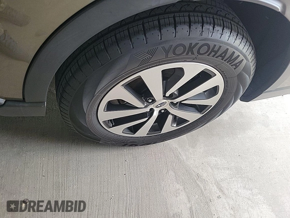 2020 Subaru Outback Premium с VIN 4S4BTACC8L3218309, выставлен на аукционе IAAI как лот 42521102 с пробегом 77 280 миль миль и . История ставок и продаж доступна на DreamBid. Изображение 26.