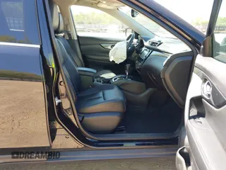 2015 Nissan Rogue SV with VIN 5N1AT2MV6FC791862, listed as a IAAI auction lot 42053524 with 147,286 mi miles and . Bid and sale history available at DreamBid. Image 5.