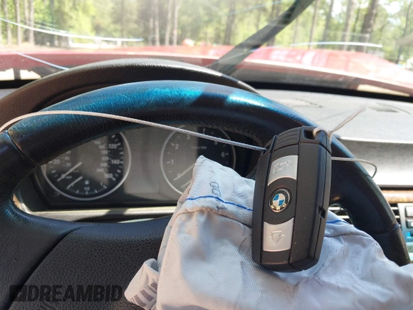 2007 BMW 3 Series 328i with VIN WBAVA335X7KX83254, listed as a IAAI auction lot 42092297 with 168,720 mi miles and . Bid and sale history available at DreamBid. Image 11.