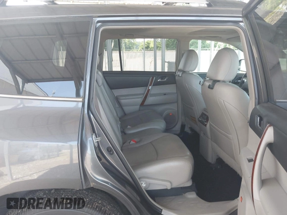 2013 Toyota Highlander Limited with VIN 5TDDK3EH2DS272953, listed as a IAAI auction lot 42582802 with 144,482 mi miles and . Bid and sale history available at DreamBid. Image 8.