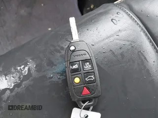 2013 Volvo XC90 Premier Plus с VIN YV4952CZ4D1639915, выставлен на аукционе IAAI как лот 42206226 с пробегом 191 653 миль миль и . История ставок и продаж доступна на DreamBid. Изображение 11.