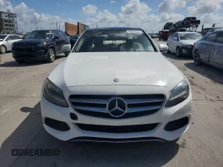 2016 Mercedes-Benz C 300 с VIN 55SWF4JB3GU173599, выставлен на аукционе Copart как лот 64258595 с пробегом 137 723 миль миль и Списание • Salvage title. История ставок и продаж доступна на DreamBid. Изображение 5.