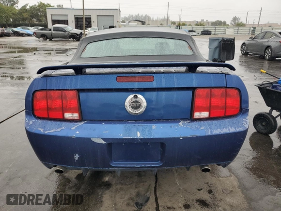 2007 Ford Mustang GT Deluxe with VIN 1ZVFT85H275365353, listed as a Copart auction lot 42509375 with 154,153 mi miles and Salvage Title. Bid and sale history available at DreamBid. Image 6.