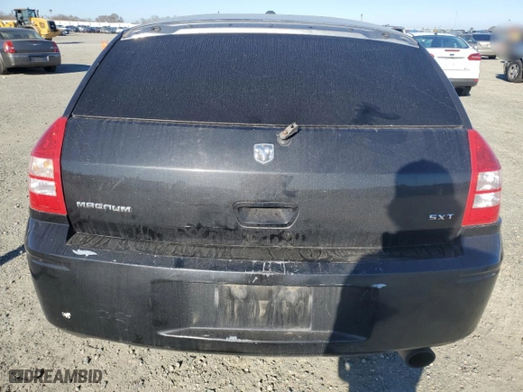 2007 Dodge Magnum with VIN 2D4FV47V77H615125, listed as a Copart auction lot 89007445 with 135,641 mi miles and Salvage Title. Bid and sale history available at carsss.com. Image 6.