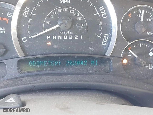 2006 Cadillac Escalade with VIN 1GYEK63NX6R110465, listed as a IAAI auction lot 41268338 with 202,042 mi miles. Bid and sale history available at carsss.com. Image 7.