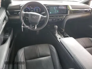 2025 Toyota Camry LE z VIN 4T1DAACK4SU058976, wystawiony jako Copart lot #55153145 z przebiegiem 18 584 mil mil oraz Szkoda całkowita • Salvage title. Historia ofert i sprzedaży dostępna na DreamBid. Obrazek 8.