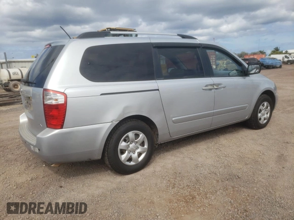 2009 Kia Sedona LX with VIN KNDMB233396300641, listed as a Copart auction lot 52036594 with 126,107 mi miles and Salvage Title. Bid and sale history available at carsss.com. Image 3.