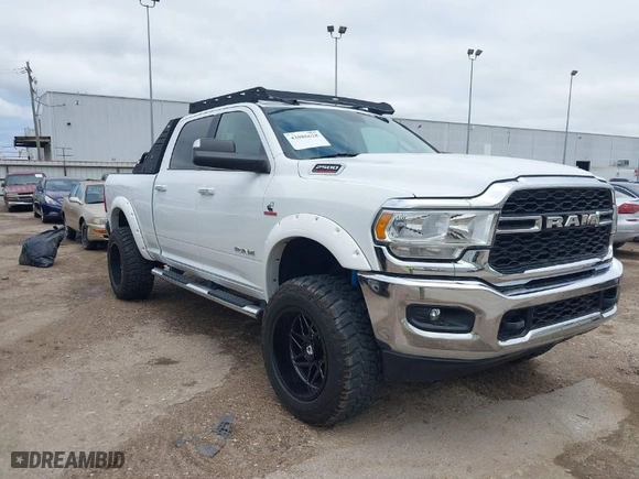 2019 Ram 2500 Big Horn with VIN 3C6UR5DL7KG587151, listed as a IAAI auction lot 42086628 with 137,868 mi miles. Bid and sale history available at carsss.com. Image 1.
