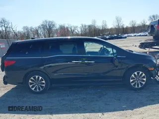 2022 Honda Odyssey EX-L with VIN 5FNRL6H72NB002554, listed as a IAAI auction lot 41932297 with 23,533 mi miles and . Bid and sale history available at DreamBid. Image 13.