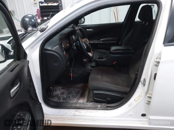 2012 Dodge Charger Police with VIN 2C3CDXAG1CH304612, listed as a IAAI auction lot 41555187 with 183,121 mi miles. Bid and sale history available at carsss.com. Image 5.
