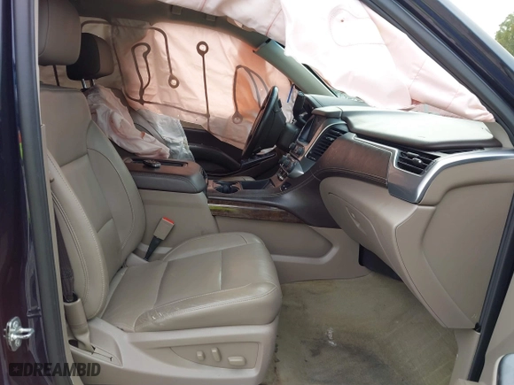2019 Chevrolet Tahoe LT with VIN 1GNSCBKC7KR133119, listed as a IAAI auction lot 41570650 with 114,575 mi miles. Bid and sale history available at carsss.com. Image 5.