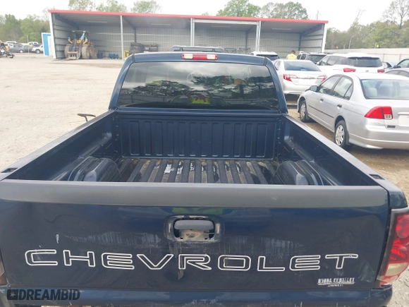 2006 Chevrolet Silverado 1500 Work Truck with VIN 3GCEC14X56G224380, listed as a IAAI auction lot 41864035 with 51,414 mi miles. Bid and sale history available at carsss.com. Image 8.