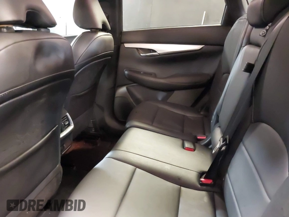 2021 Infiniti QX50 Luxe z VIN 3PCAJ5BB2MF120371, wystawiony jako IAAI lot #38543489 z przebiegiem 14 942 mil mil oraz . Historia ofert i sprzedaży dostępna na DreamBid. Obrazek 8.