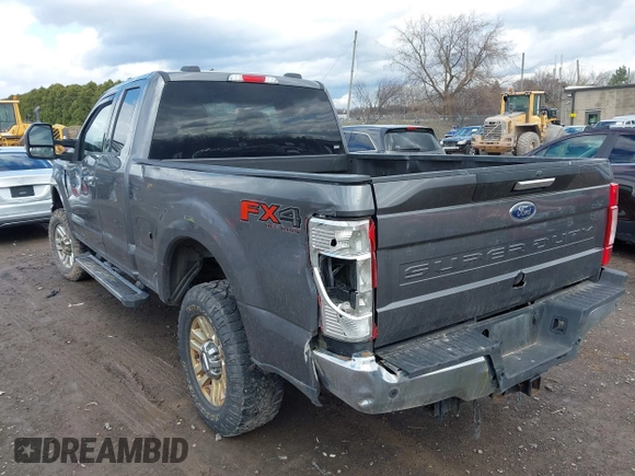 2022 Ford Super Duty F-250 SRW XL with VIN 1FT7X2B68NEC54413, listed as a IAAI auction lot 41908487 with 91,119 mi miles. Bid and sale history available at carsss.com. Image 3.