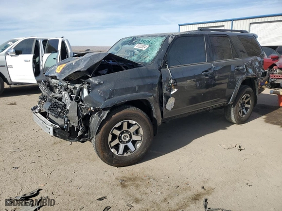 2024 Toyota 4Runner TRD Off Road with VIN JTERU5JR8R6222720, listed as a Copart auction lot 87333834 with 0 mi miles and Salvage Title. Bid and sale history available at carsss.com. Image 1.