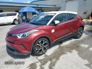 2018 Toyota C-HR XLE z VIN NMTKHMBX6JR008359, wystawiony jako Copart lot #61603325 z przebiegiem 119 155 mil mil oraz Nie do naprawy • Non repairable. Historia ofert i sprzedaży dostępna na DreamBid. Obrazek 1.