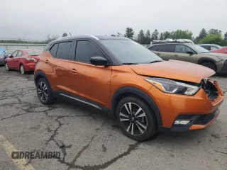 2019 Nissan Kicks S z VIN 3N1CP5CU2KL491930, wystawiony jako Copart lot #61214685 z przebiegiem 83 965 mil mil oraz Szkoda całkowita • Salvage title. Historia ofert i sprzedaży dostępna na DreamBid. Obrazek 4.