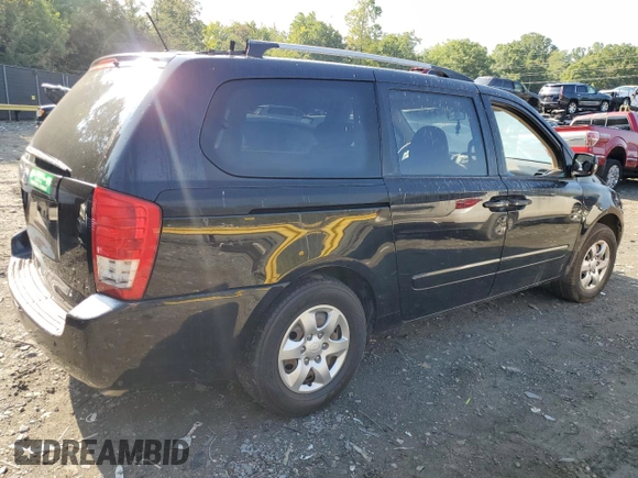 2010 Kia Sedona LX with VIN KNDMG4C38A6345852, listed as a Copart auction lot 68985594 with 146,469 mi miles and Salvage Title. Bid and sale history available at carsss.com. Image 3.