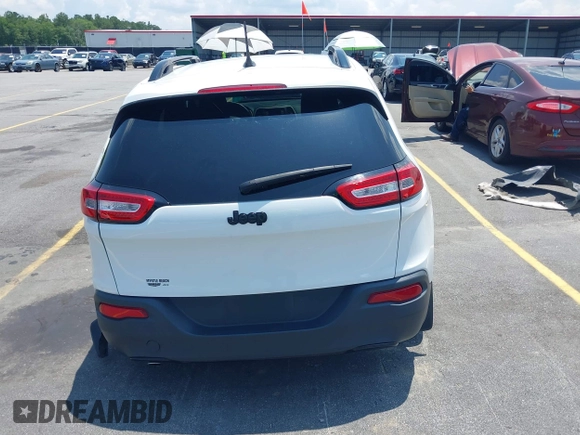 2016 Jeep Cherokee Sport with VIN 1C4PJLAB1GW336793, listed as a IAAI auction lot 42437118 with 8,424 mi miles and . Bid and sale history available at DreamBid. Image 17.