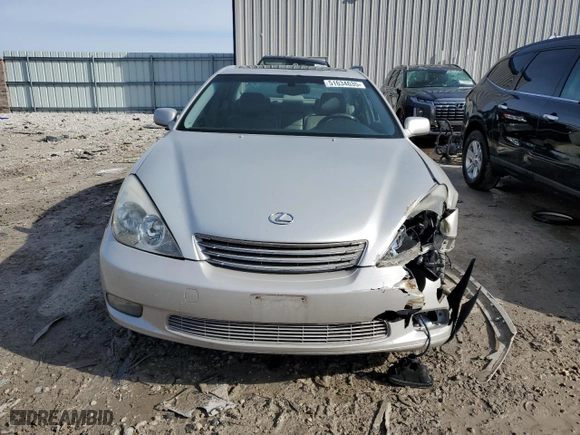 2003 Lexus ES 300 with VIN JTHBF30G030125203, listed as a Copart auction lot 51634635 with 207,202 mi miles and Non Repairable. Bid and sale history available at carsss.com. Image 5.