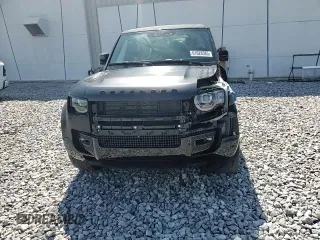 2024 Land Rover Defender X-Dynamic SE with VIN SALE2FEU1R2334322, listed as a Copart auction lot 61026585 with 6,280 mi miles and Non repairable. Bid and sale history available at DreamBid. Image 15.