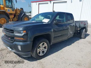 2017 Chevrolet Silverado 1500 LT with VIN 1GCVKREC9HZ180710, listed as a IAAI auction lot 40204758 with 255,247 mi miles and . Bid and sale history available at DreamBid. Image 17.