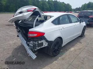 2020 Ford Fusion SE with VIN 3FA6P0HD9LR226500, listed as a IAAI auction lot 42296526 with 48,468 mi miles and . Bid and sale history available at DreamBid. Image 4.