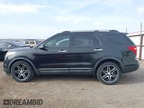 2011 Ford Explorer XLT with VIN 1FMHK7D86BGA01438, listed as a IAAI auction lot 41822223 with 207,521 mi miles and . Bid and sale history available at carsss.com. Image 15.