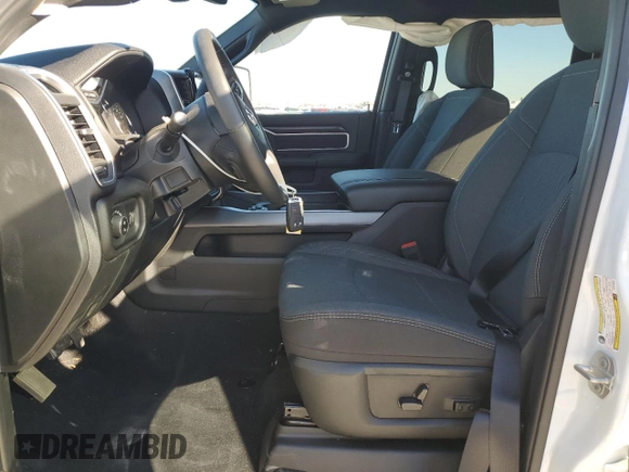 2024 Ram 2500 Big Horn with VIN 3C6UR5DL9RG270238, listed as a Copart auction lot 84895504 with 1,337 mi miles and Salvage title. Bid and sale history available at DreamBid. Image 7.