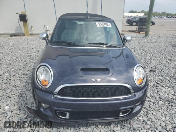 2012 MINI Convertible S with VIN WMWZP3C56CT250886, listed as a Copart auction lot 50027405 with 92,990 mi miles and Salvage title. Bid and sale history available at DreamBid. Image 5.