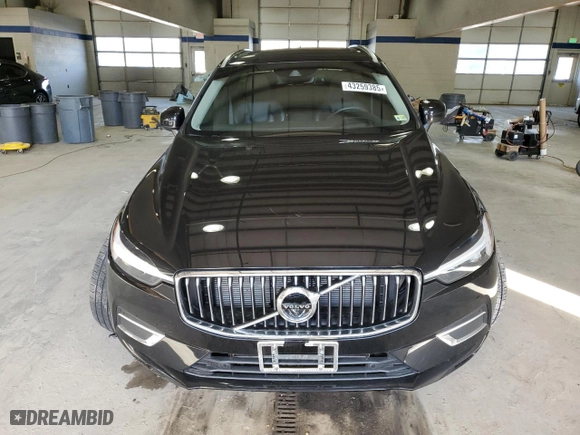 2021 Volvo XC60 Inscription with VIN YV4102RL7M1860861, listed as a Copart auction lot 43259385 with 40,047 mi miles and Salvage Title. Bid and sale history available at carsss.com. Image 5.
