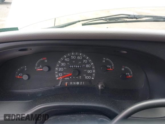 2000 Ford Econoline Cargo with VIN 1FTRE14W2YHB25933, listed as a IAAI auction lot 41912248 with 57,561 mi miles. Bid and sale history available at carsss.com. Image 7.