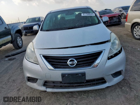2013 Nissan Versa SV with VIN 3N1CN7AP2DL858617, listed as a Copart auction lot 61768645 with 159,459 mi miles and Salvage title. Bid and sale history available at DreamBid. Image 5.