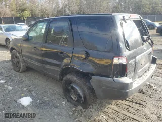 2004 Ford Escape XLT with VIN 1FMYU03174KB88016, listed as a Copart auction lot 42358115 with 178,773 mi miles and Salvage Title. Bid and sale history available at carsss.com. Image 2.