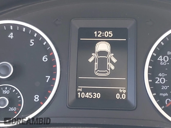 2017 Volkswagen Tiguan Wolfsburg Edition with VIN WVGRV7AX4HW502964, listed as a IAAI auction lot 42538054 with 104,530 mi miles and . Bid and sale history available at DreamBid. Image 15.
