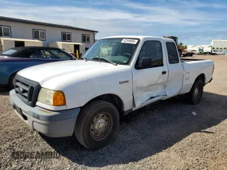 2004 Ford Ranger XL with VIN 1FTZR14U84PB06774, listed as a Copart auction lot 82596884 with 104,796 mi miles and Salvage Title. Bid and sale history available at carsss.com. Image 1.