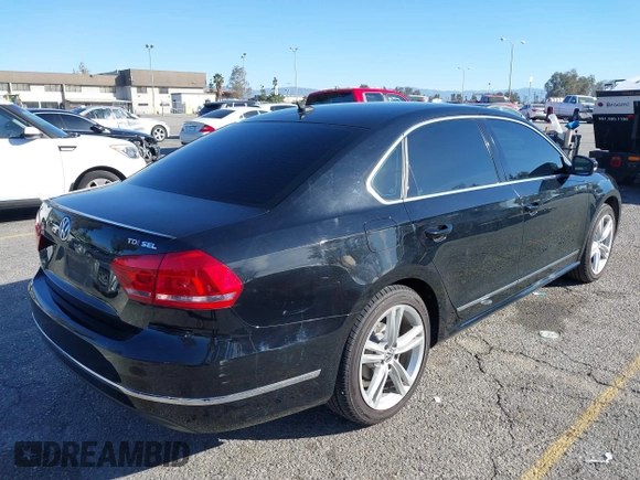 2015 Volkswagen Passat 2.0L TDI SEL Premium with VIN 1VWCV7A31FC053259, listed as a IAAI auction lot 41397357 with 157,842 mi miles. Bid and sale history available at carsss.com. Image 4.