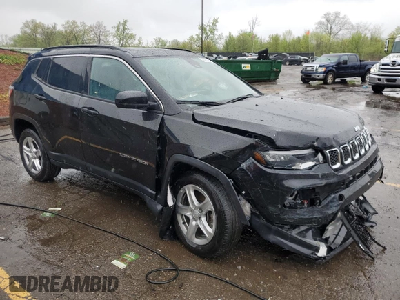 2023 Jeep Compass Latitude z VIN 3C4NJDBN4PT548048, wystawiony jako Copart lot #55705185 z przebiegiem 60 346 mil mil oraz Nie do naprawy • Non repairable. Historia ofert i sprzedaży dostępna na DreamBid. Obrazek 4.