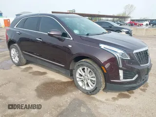 2021 Cadillac XT5 FWD Luxury z VIN 1GYKNAR44MZ184070, wystawiony jako IAAI lot #41934265 z przebiegiem 60 596 mil mil oraz . Historia ofert i sprzedaży dostępna na DreamBid. Obrazek 1.