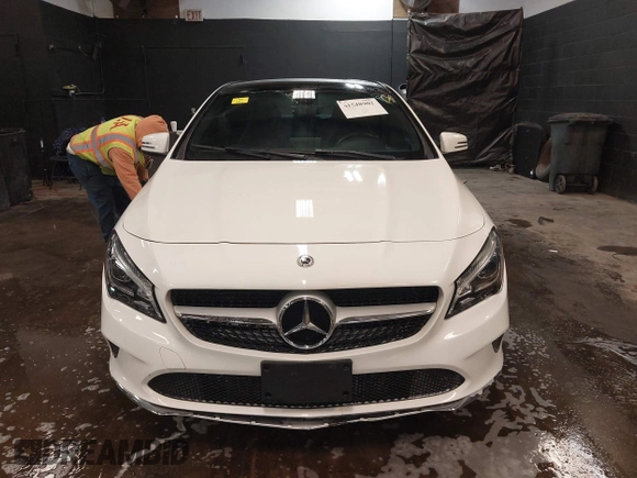 2019 Mercedes-Benz CLA 250 z VIN WDDSJ4GB8KN765229, wystawiony jako IAAI lot #41548902 z przebiegiem 57 608 mil mil oraz . Historia ofert i sprzedaży dostępna na DreamBid. Obrazek 12.